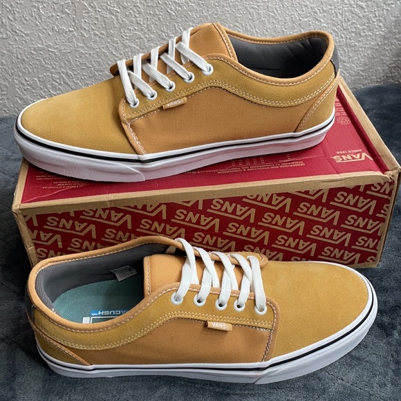 Vans Other - Vans men’s Chukka Low pro mustard and white